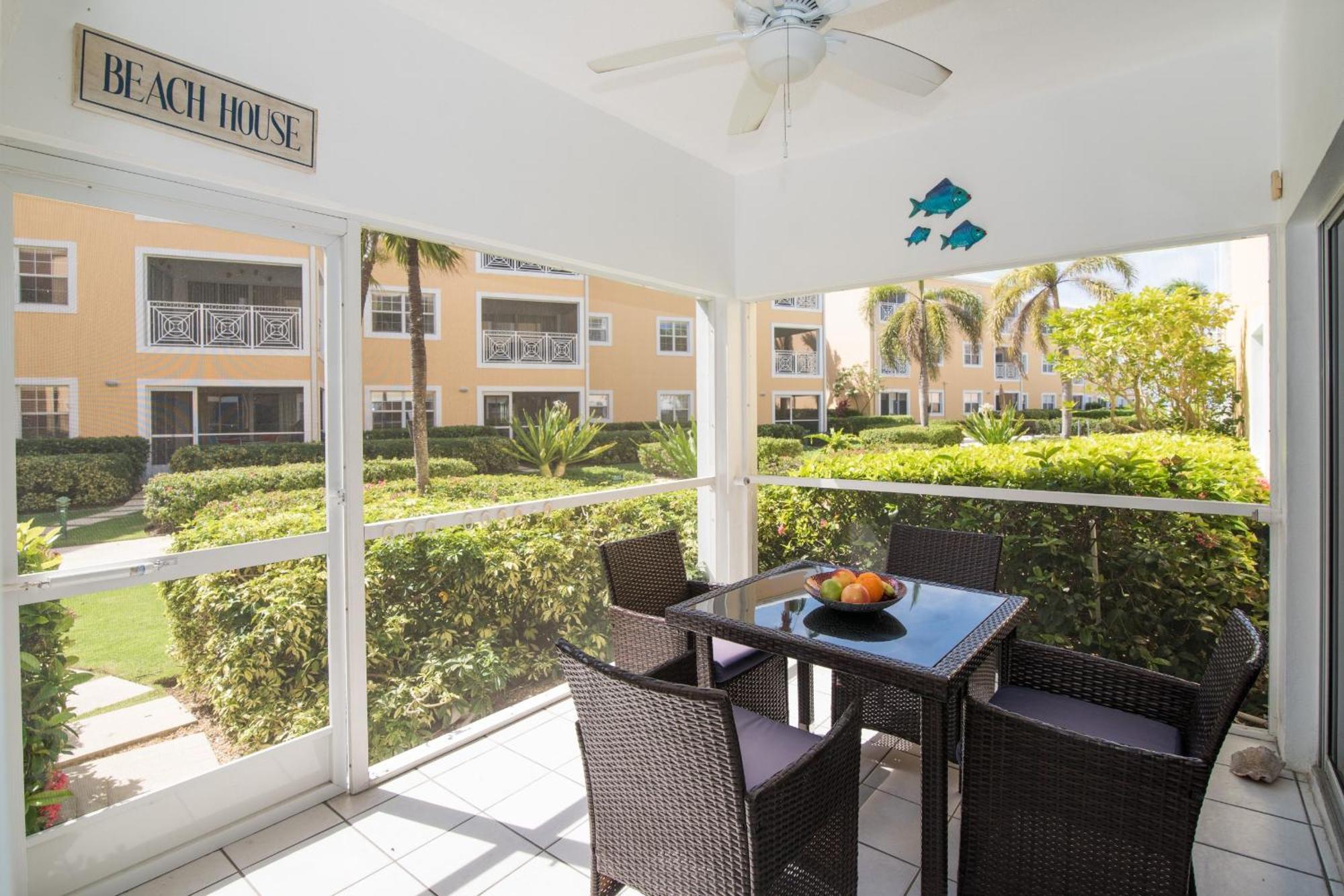 Regal Beach Club George Town Rum bild